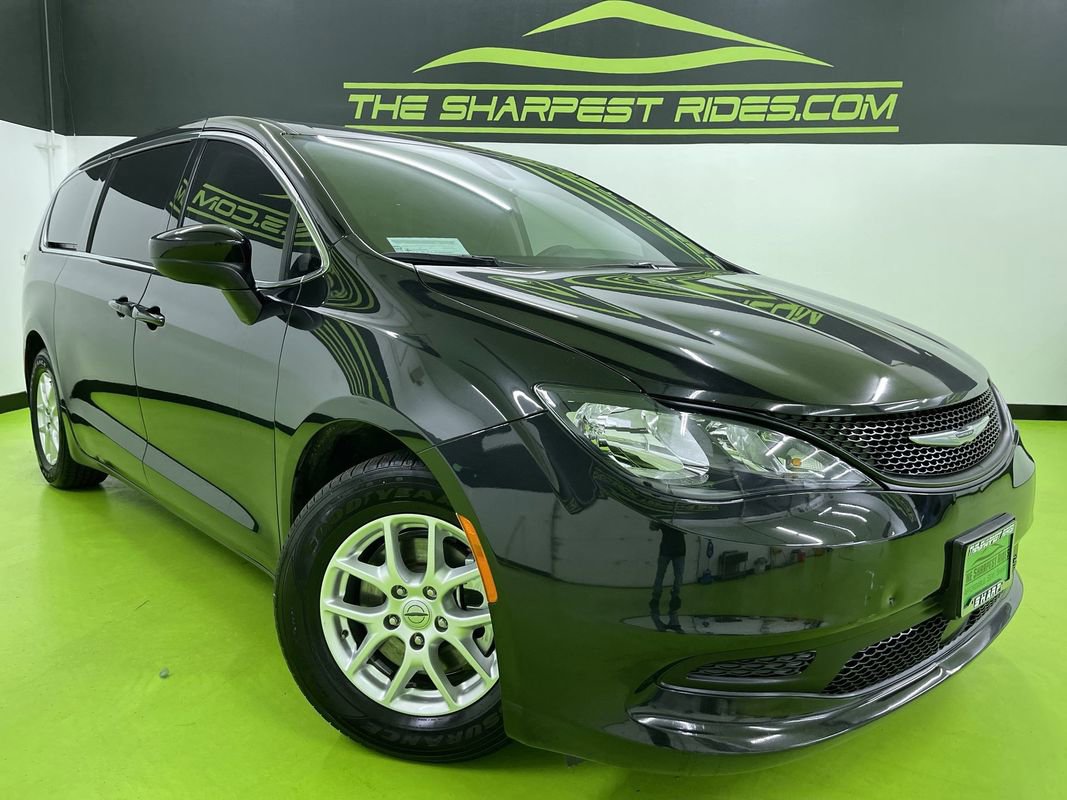 Used 2022 Chrysler Voyager LX video 1