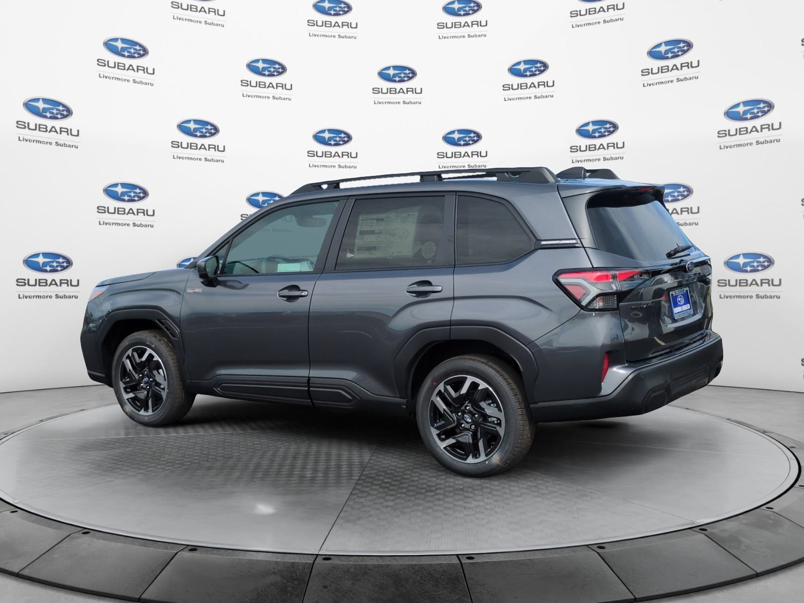 New 2026 Subaru Forester Premium AWD/4WD image 3