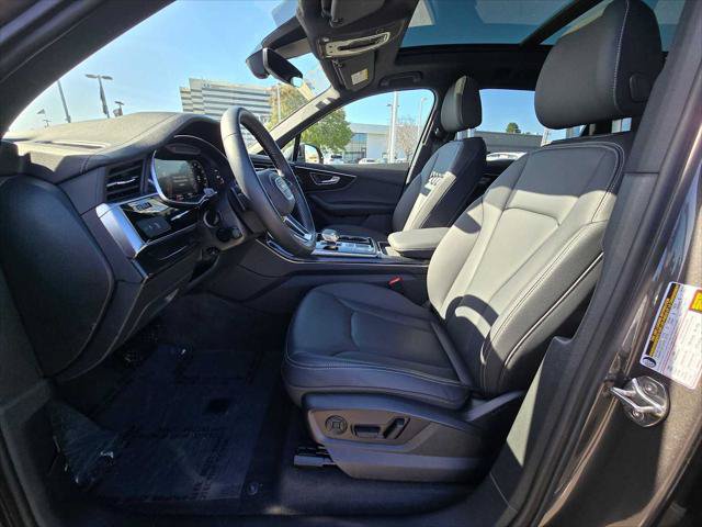 Certified 2025 Audi Q7 2.0T Premium w/ Convenience Plus Package AWD/4WD image 23