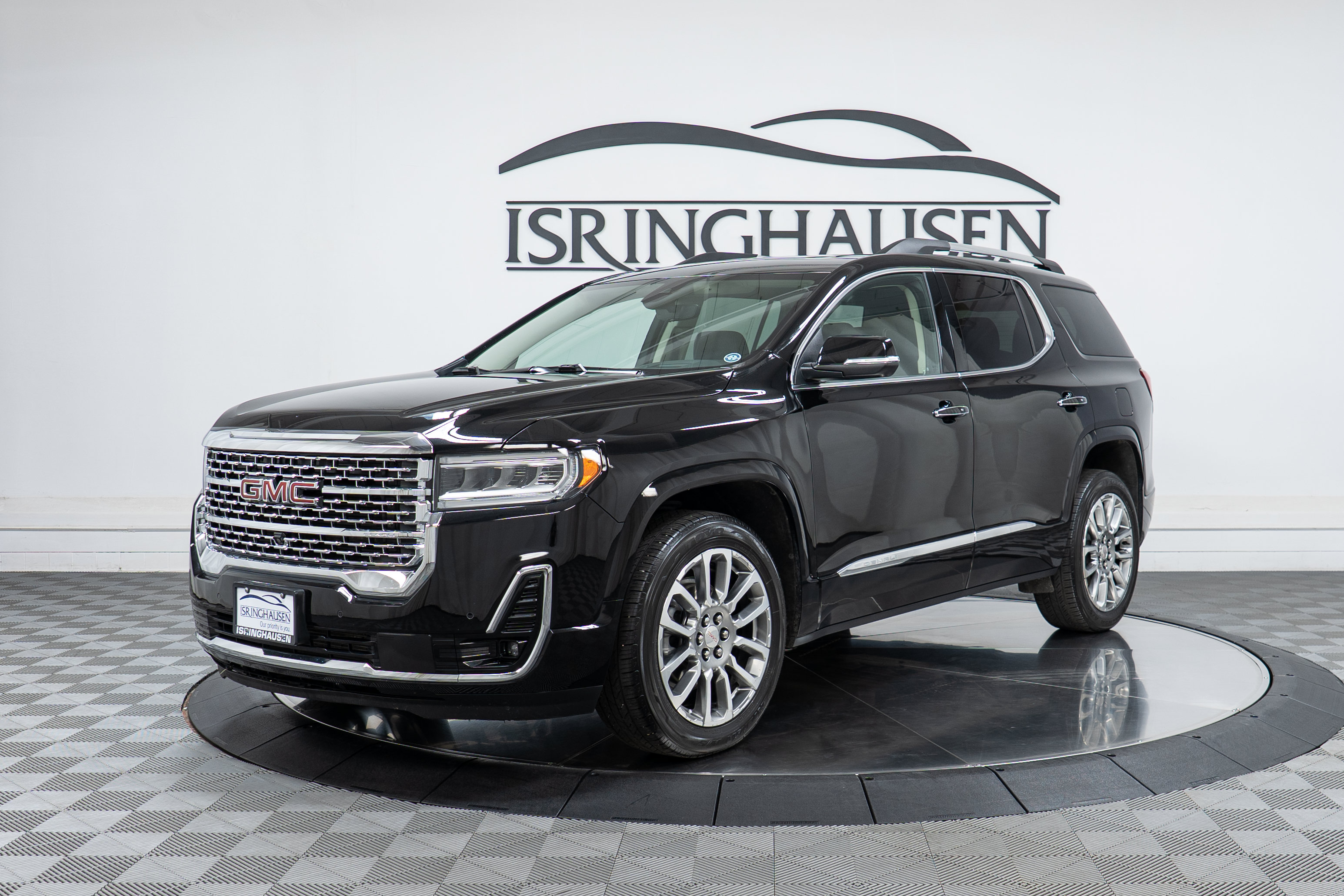 Used 2023 GMC Acadia Denali w/ Denali Ultimate Package FWD image 1