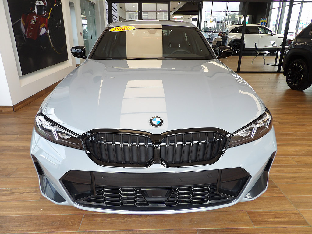 Used 2026 BMW 330i xDrive Sedan w/ M Sport Package AWD/4WD image 2