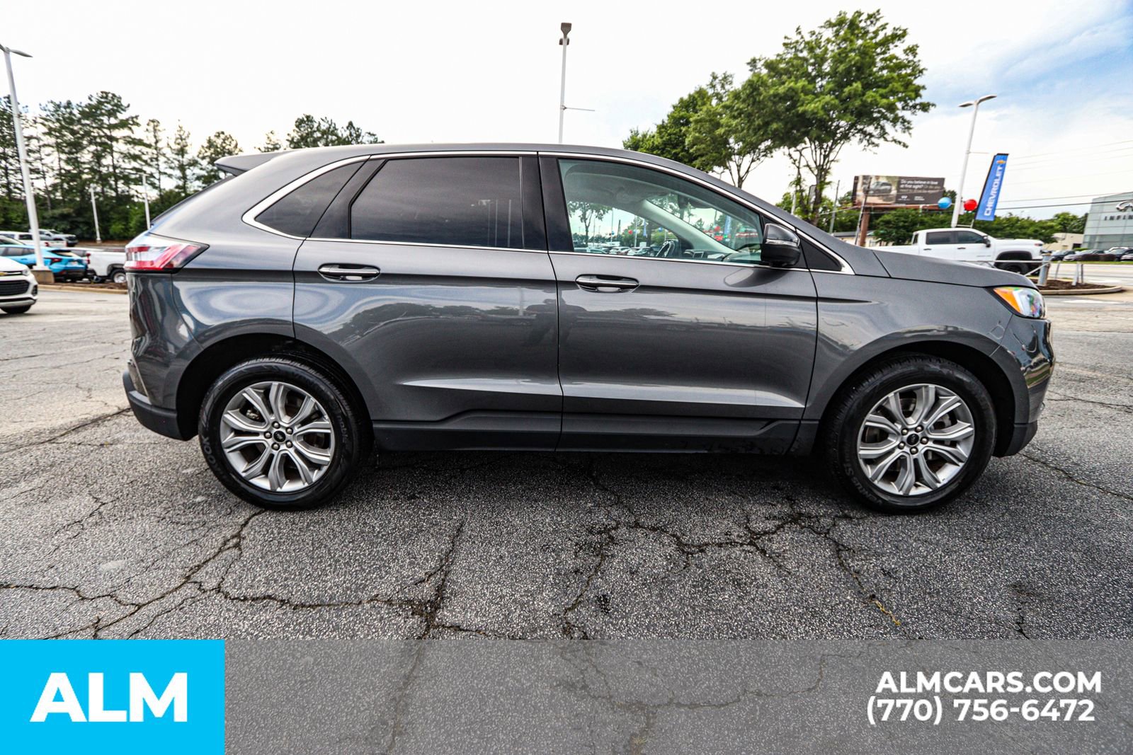 Used 2024 Ford Edge Titanium image 11