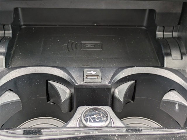 Used 2024 BMW 330e 330e iPerformance image 24