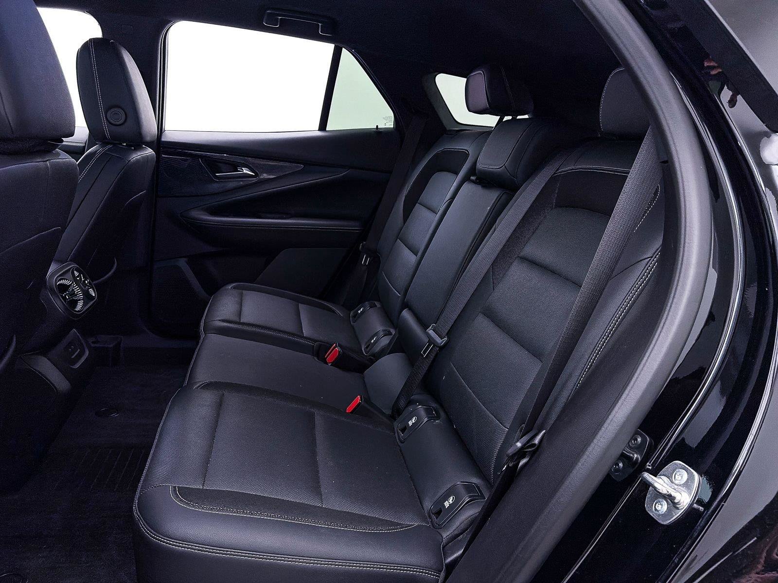 Used 2024 Chevrolet Blazer EV LT AWD/4WD image 37