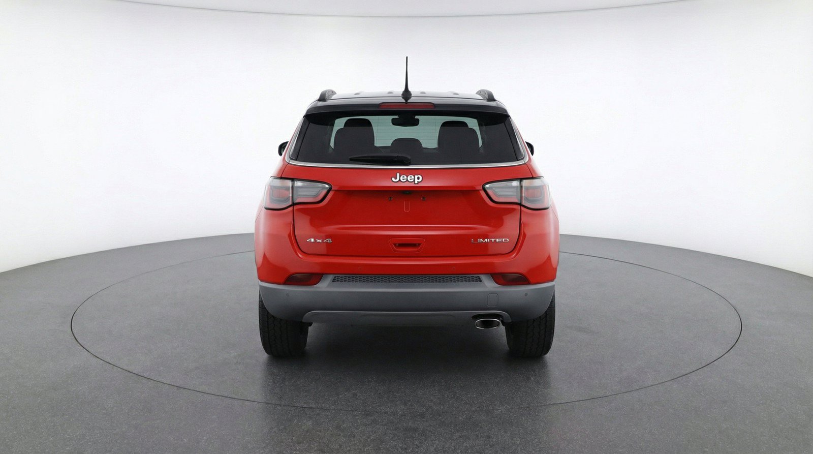 Used 2025 Jeep Compass Trailhawk AWD/4WD image 7
