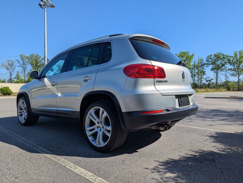 Used 2013 Volkswagen Tiguan SEL image 8