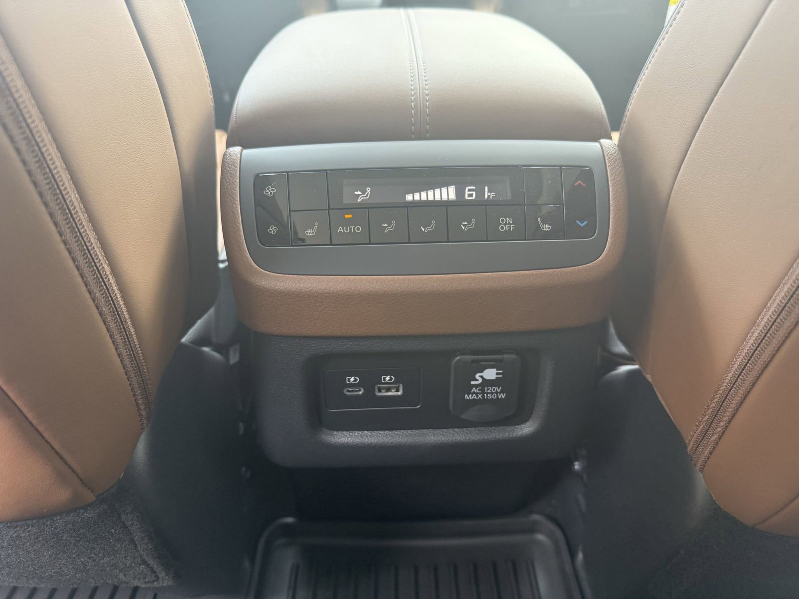 New 2025 Nissan Pathfinder Platinum w/ Cargo Package image 4