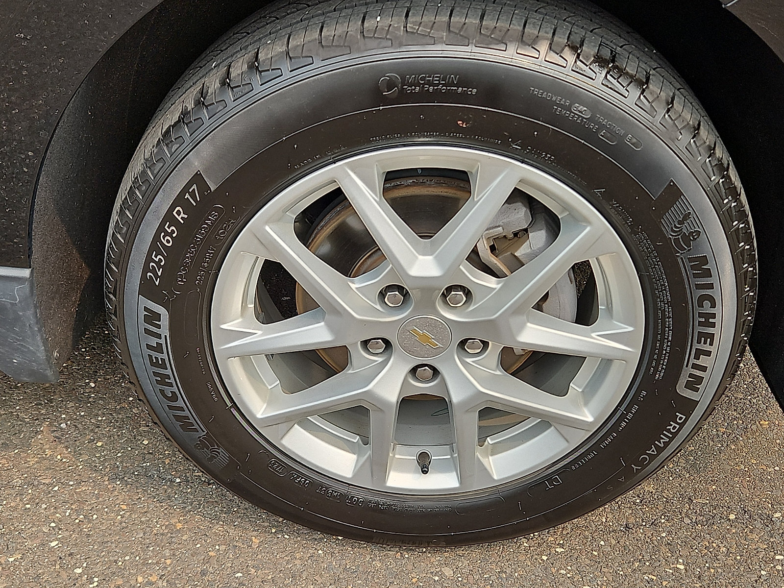 Used 2024 Chevrolet Equinox LT FWD image 8