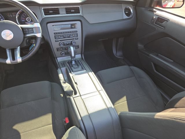 Used 2014 Ford Mustang Convertible RWD image 25