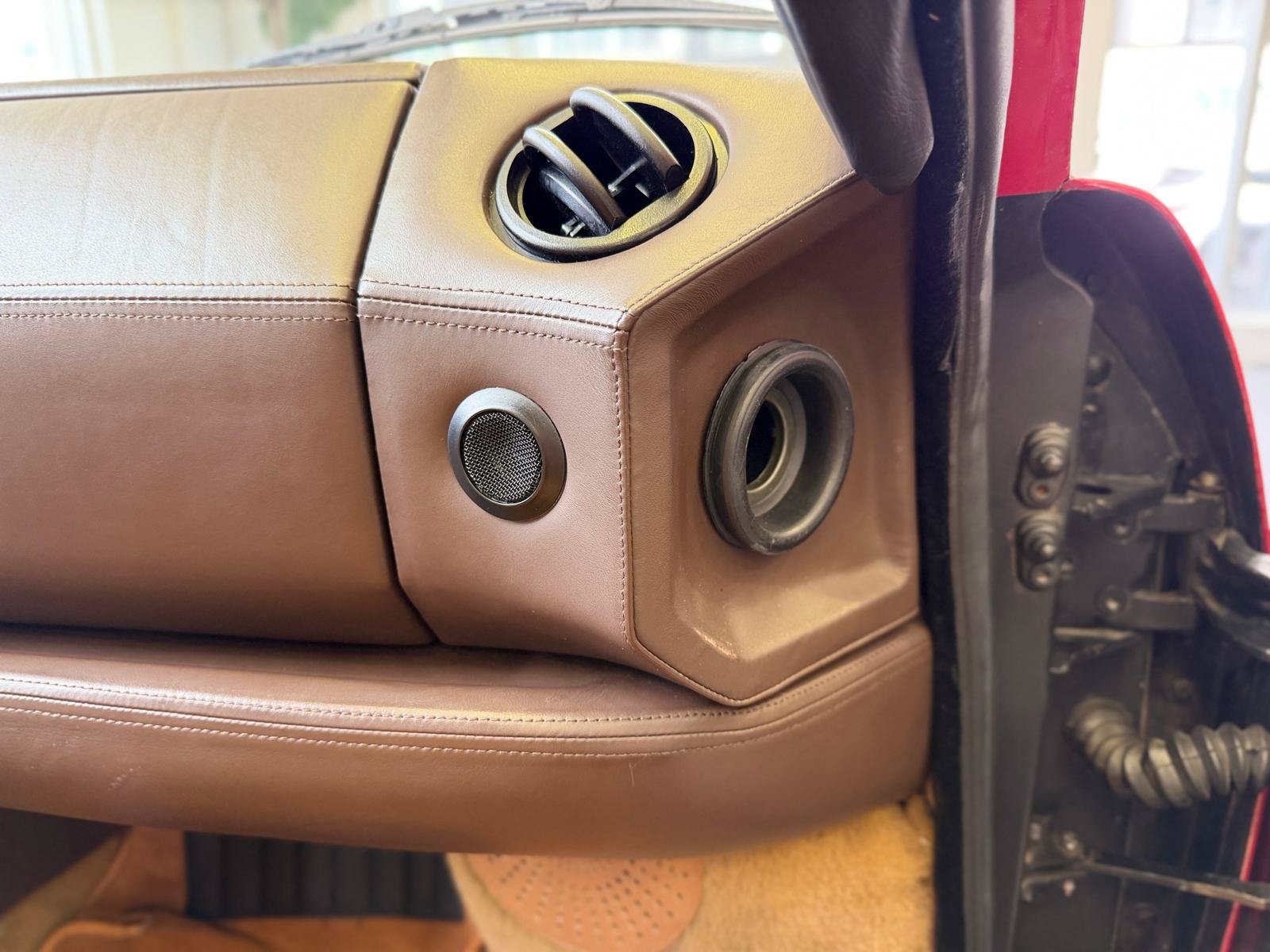 Used 1990 Ferrari Testarossa RWD image 95