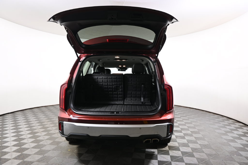 Used 2024 Kia Telluride S AWD/4WD image 37