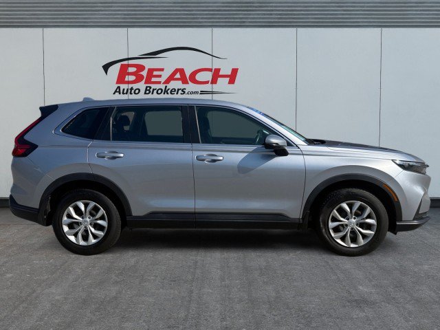 Used 2024 Honda CR-V LX image 9