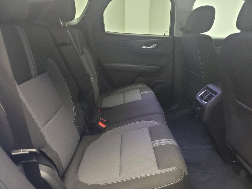 Used 2024 Chevrolet Blazer LT w/ Convenience Package FWD image 19