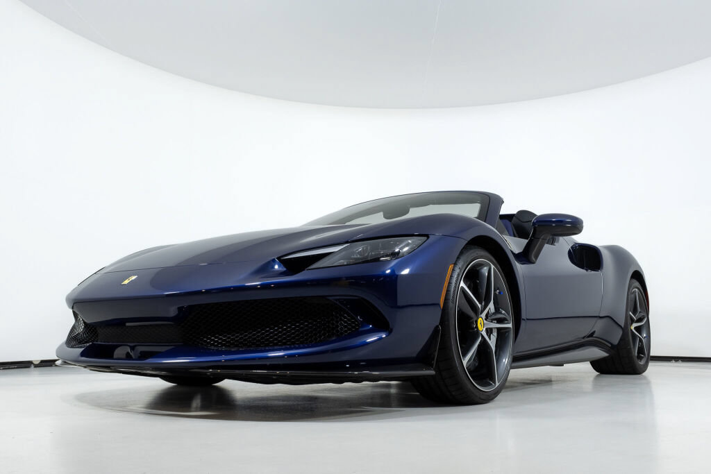 Used 2024 Ferrari 296 GTS RWD image 14