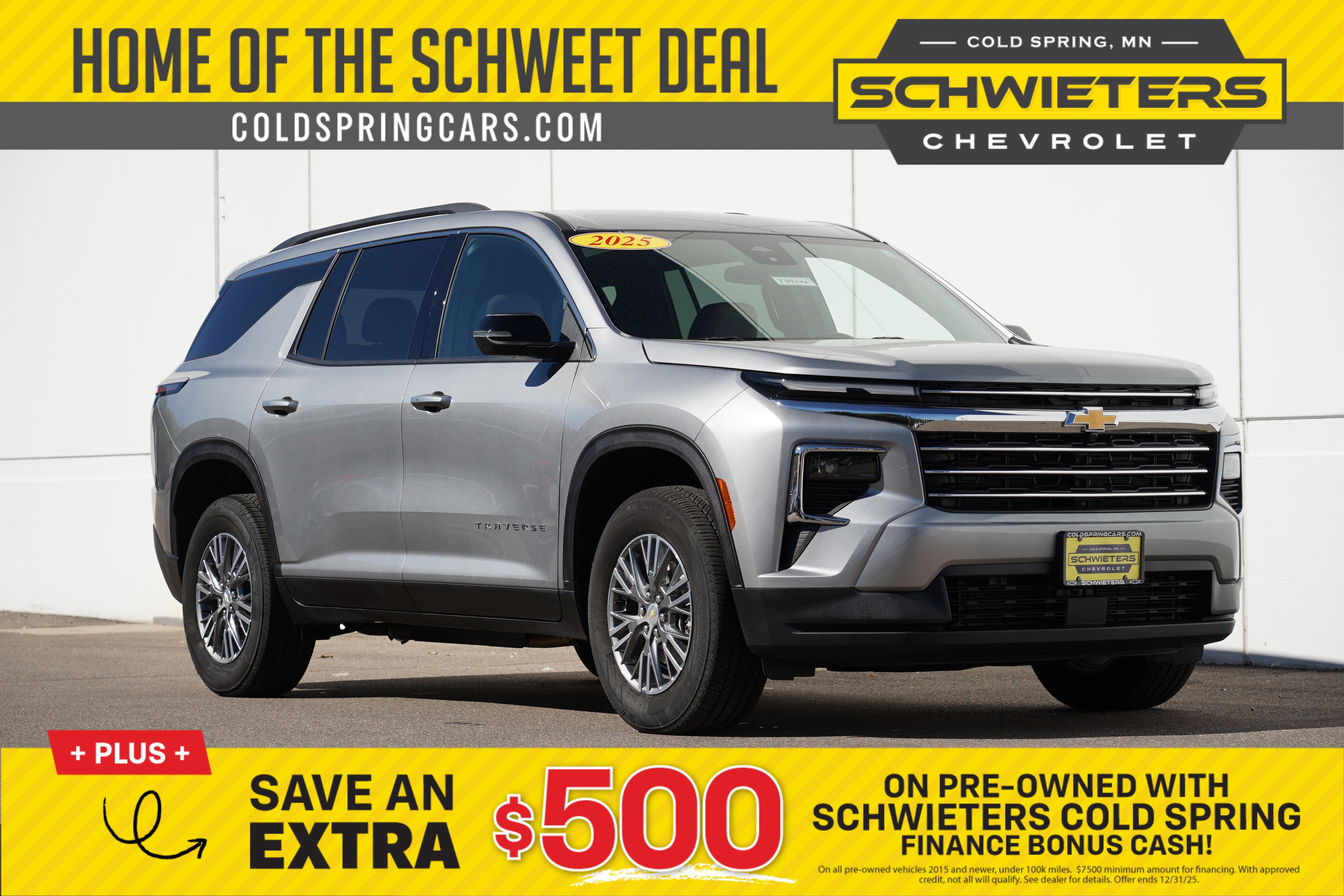 Used 2025 Chevrolet Traverse LT