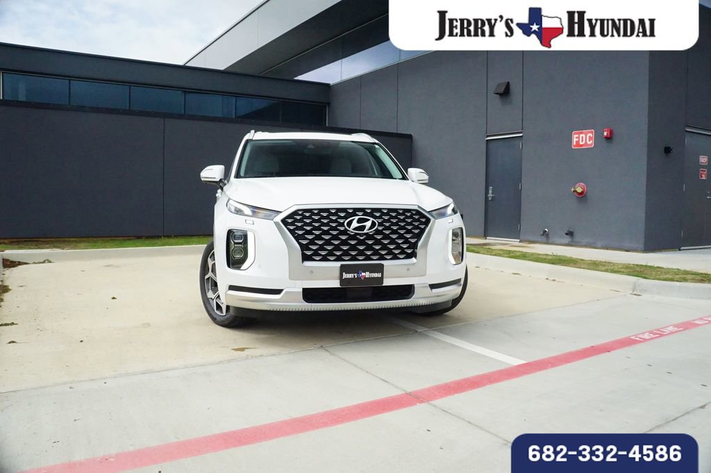 Used 2022 Hyundai Palisade Calligraphy FWD image 2