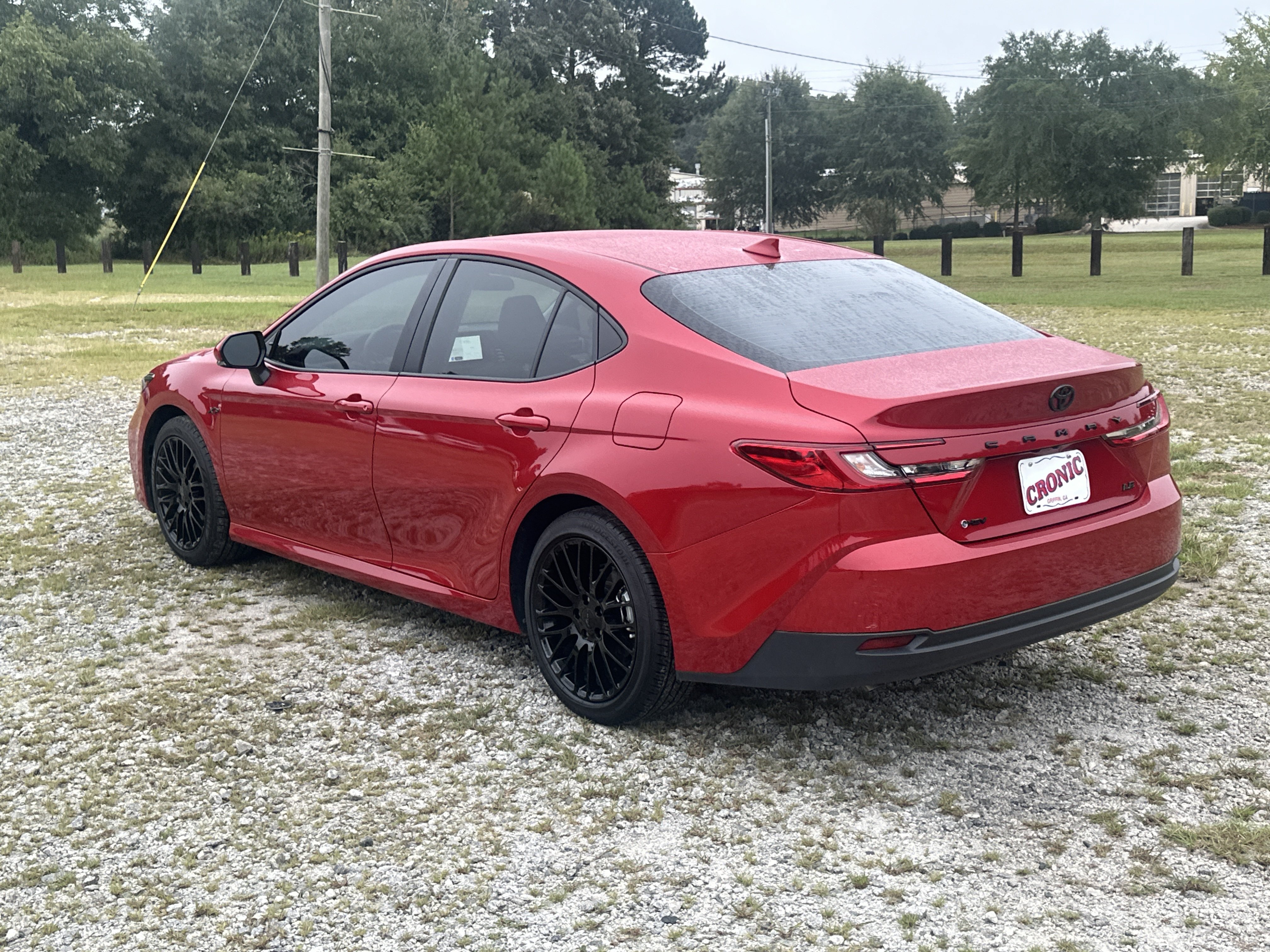 Used 2026 Toyota Camry LE FWD image 7