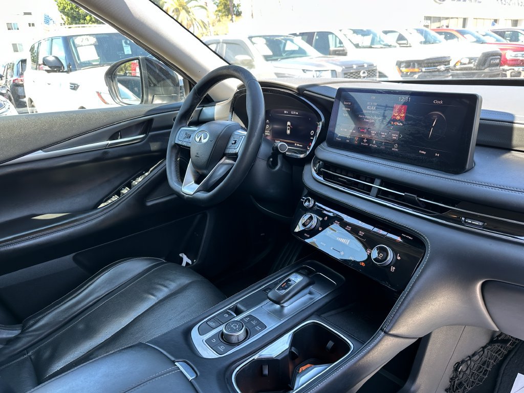Used 2023 INFINITI QX60 Luxe w/ Cargo Package FWD image 14