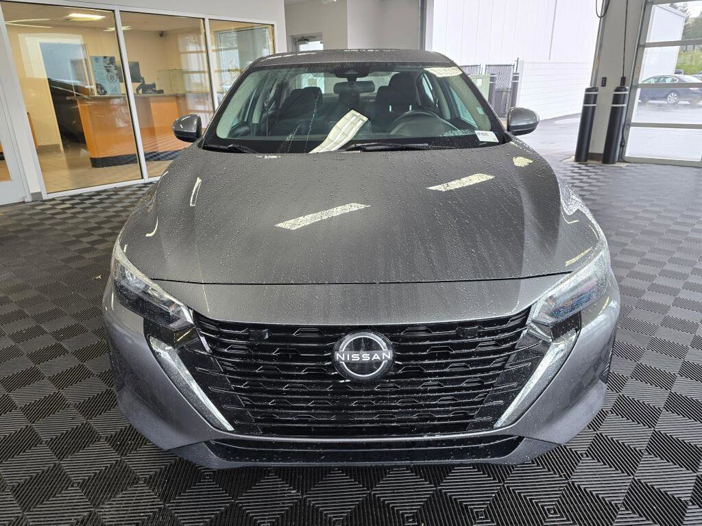 Used 2024 Nissan Sentra SV FWD image 8