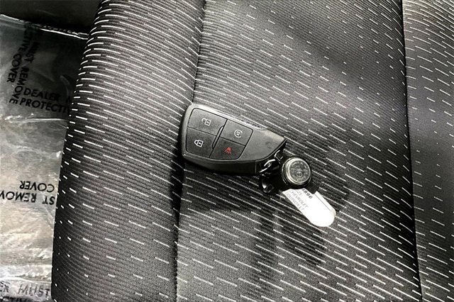 Used 2025 Chevrolet Equinox LT image 30