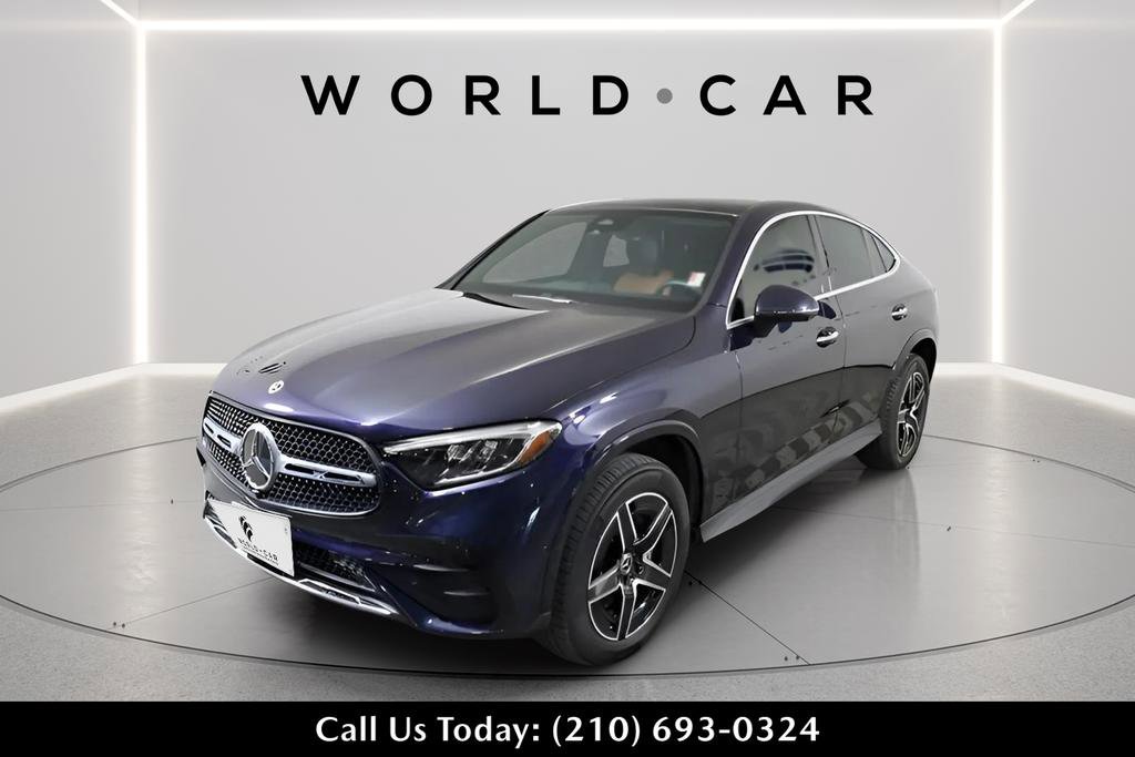 Used 2024 Mercedes-Benz GLC 300 4MATIC image 3