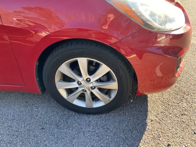 Used 2012 Hyundai Accent GLS w/ Premium Pkg 3 image 6