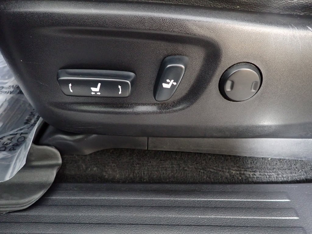 Used 2014 Toyota 4Runner Limited image 24