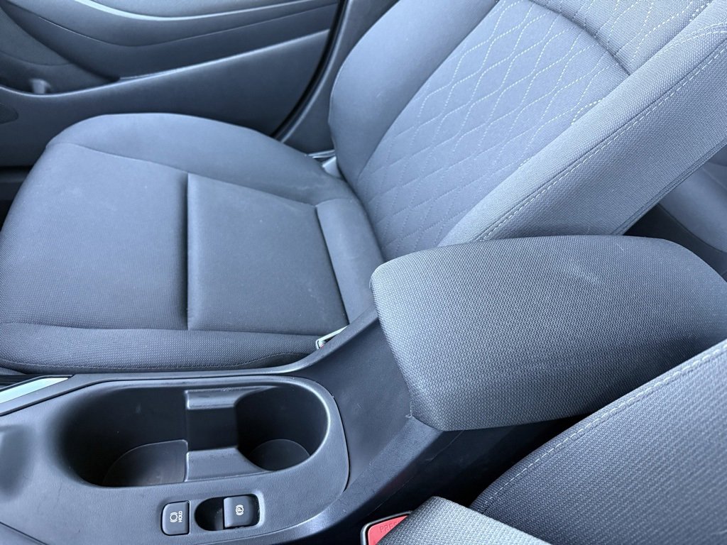 Used 2025 Toyota Corolla LE image 17