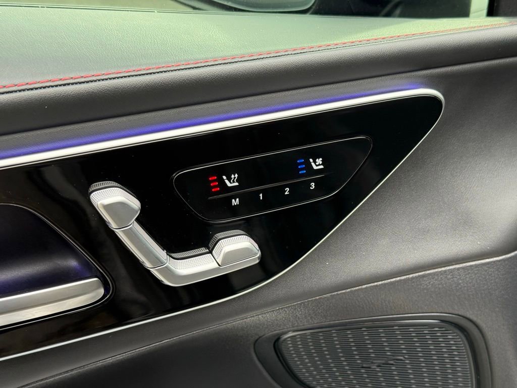 Used 2024 Mercedes-Benz GLC 43 AMG 4MATIC image 4