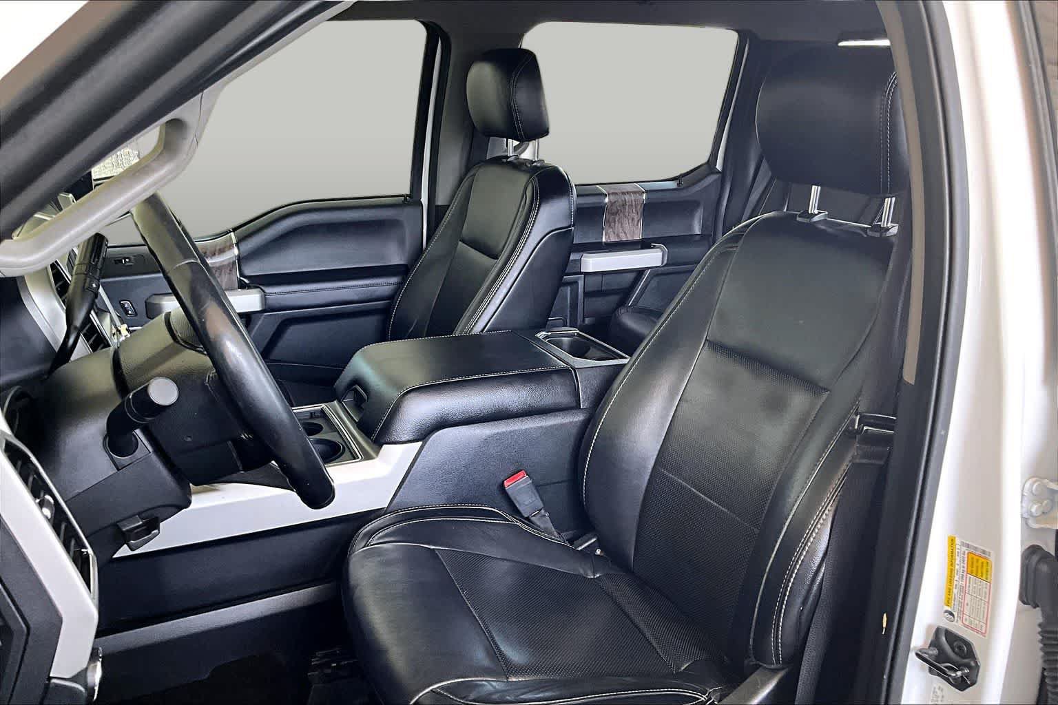 Used 2019 Ford F250 Lariat w/ Lariat Value Package AWD/4WD image 8