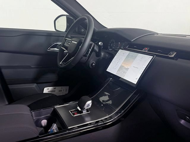 Certified 2026 Land Rover Range Rover Velar S AWD/4WD image 35