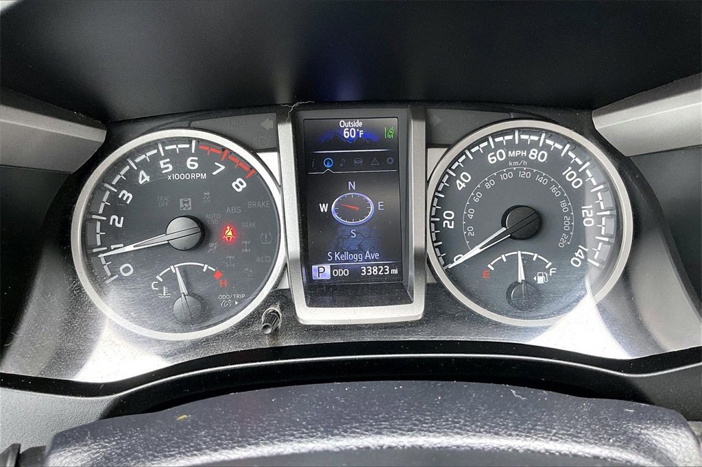 Used 2022 Toyota Tacoma Limited image 14