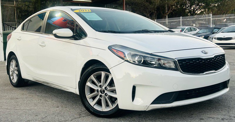Used 2017 Kia Forte S image 7