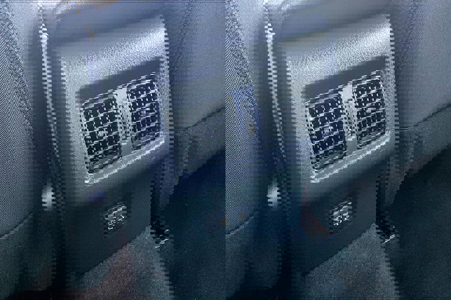 Used 2025 Toyota Camry LE image 32