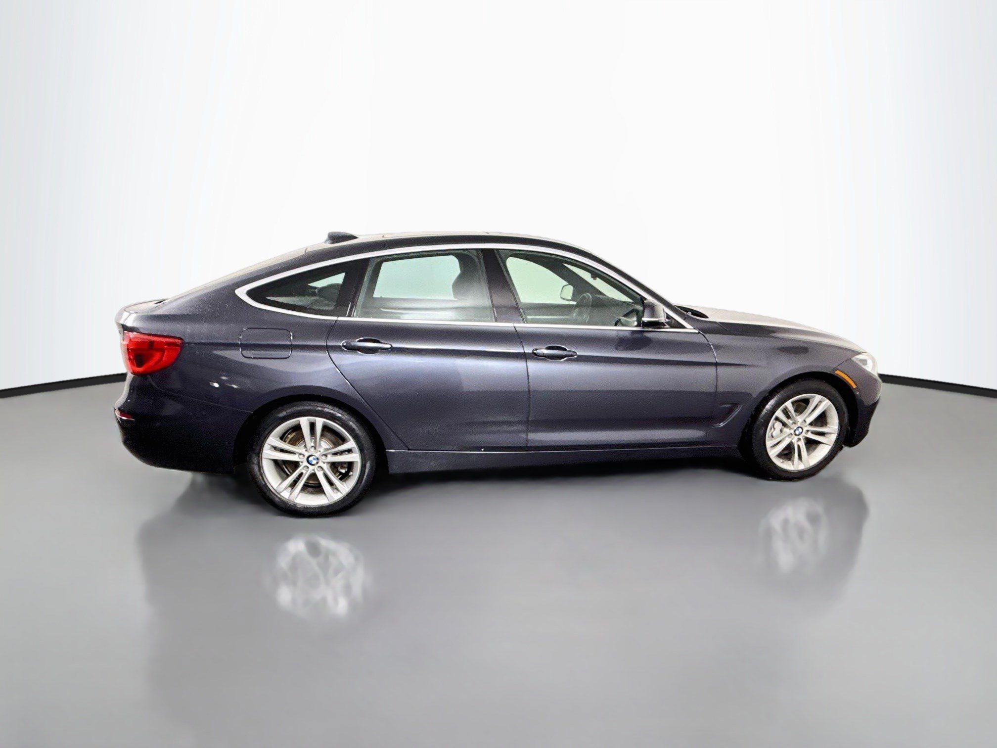 Used 2017 BMW 340i Gran Turismo xDrive AWD/4WD image 11