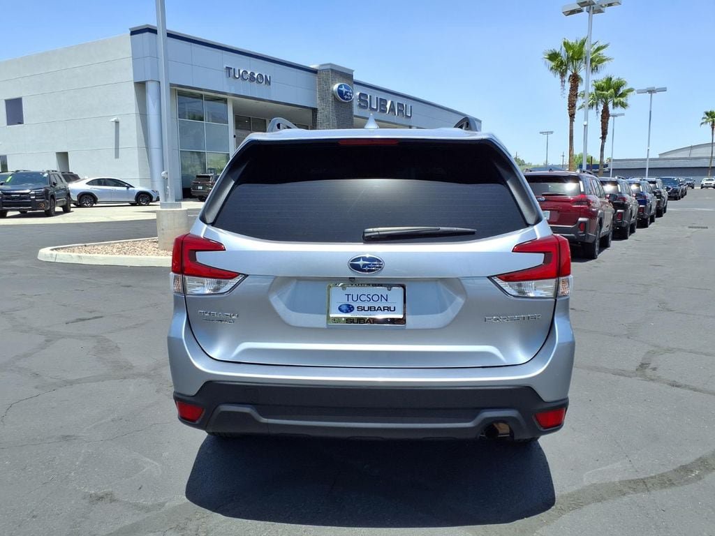 Certified 2023 Subaru Forester Premium AWD/4WD image 10