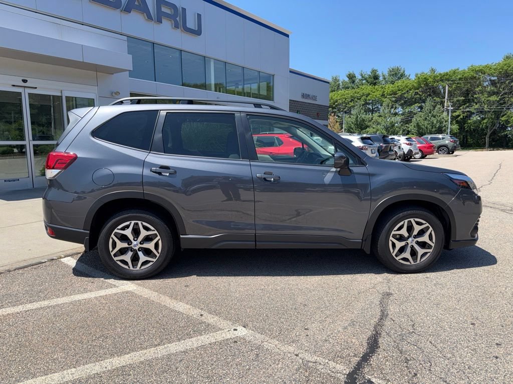 Used 2023 Subaru Forester Premium AWD/4WD image 4