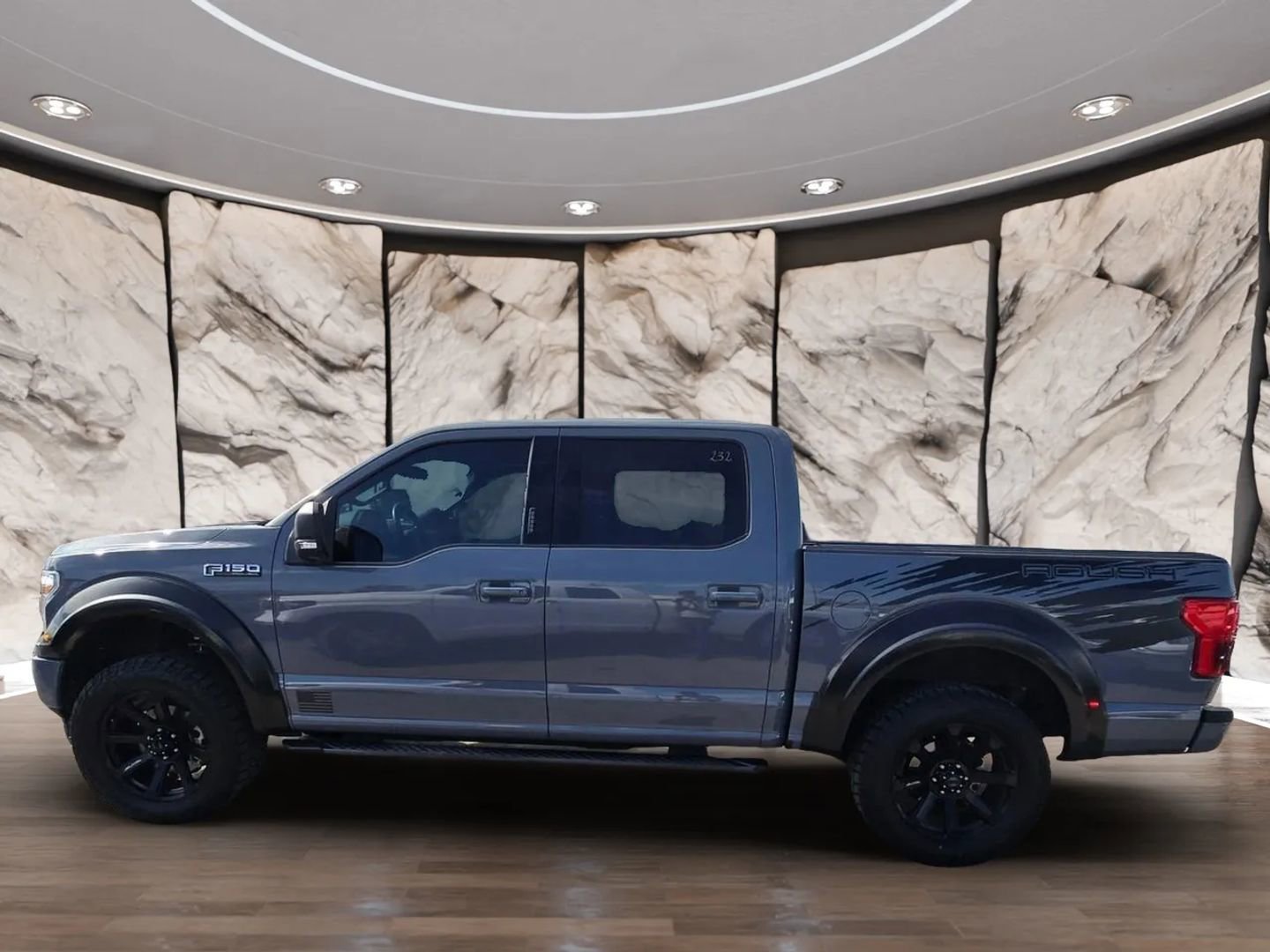 Used 2019 Ford F150 XLT w/ Equipment Group 302A Luxury image 5