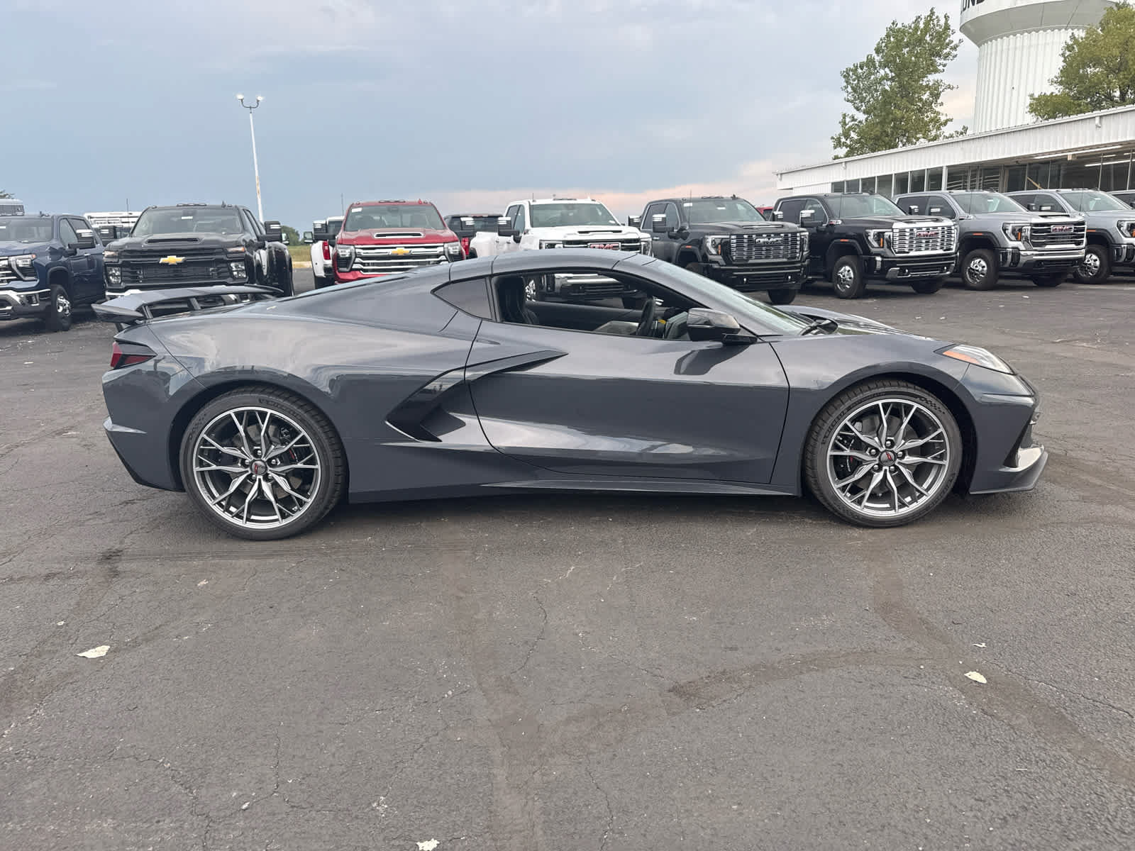 New 2027 Chevrolet Corvette Stingray Coupe w/ Z51 Performance Package RWD image 6