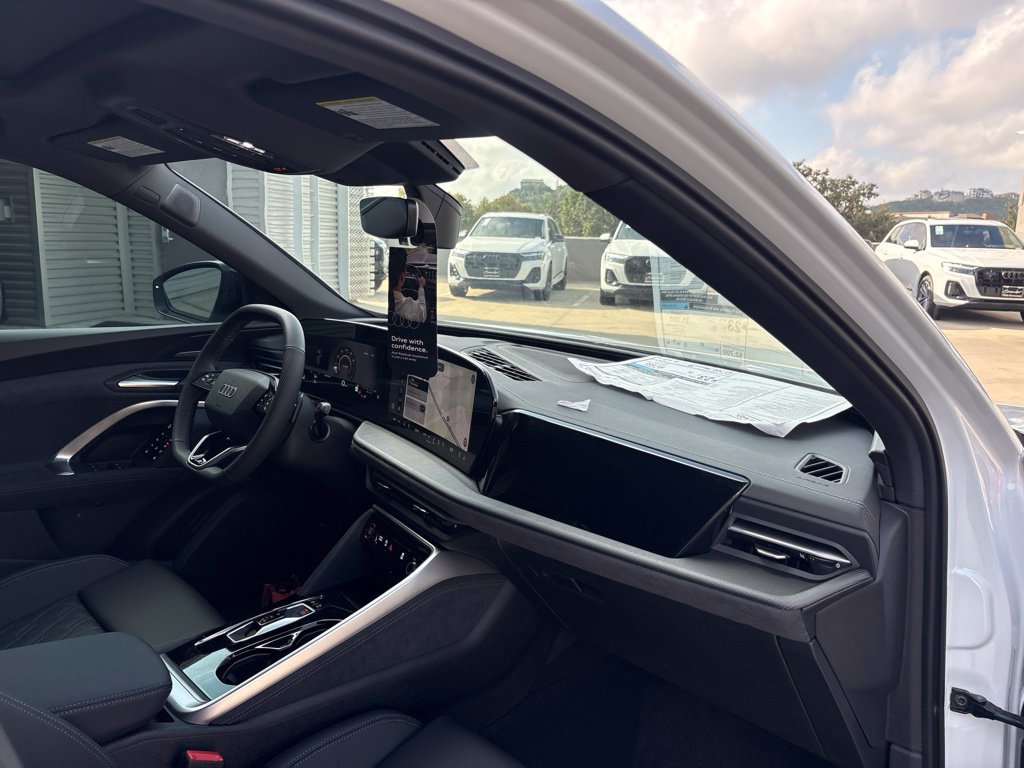 New 2026 Audi SQ5 Premium Plus AWD/4WD image 15