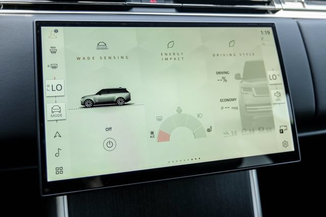 New 2026 Land Rover Range Rover SE AWD/4WD image 42