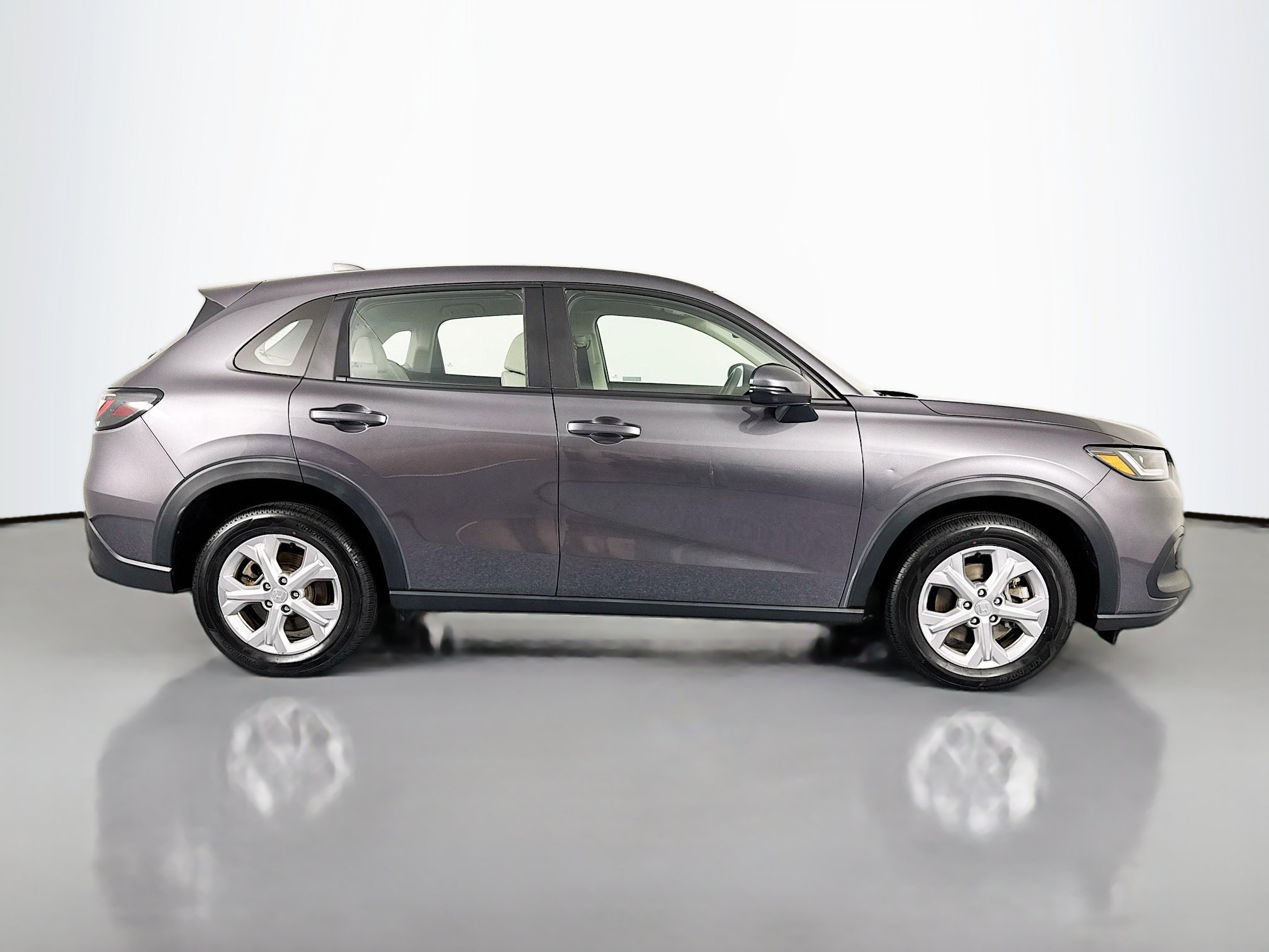 Certified 2024 Honda HR-V LX image 4