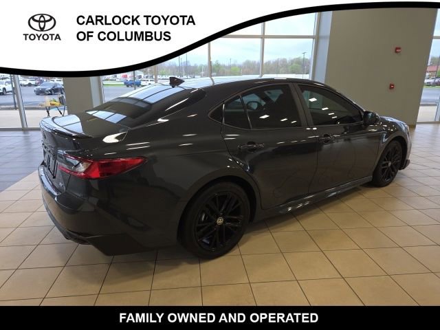 Used 2025 Toyota Camry SE w/ Convenience Package image 7