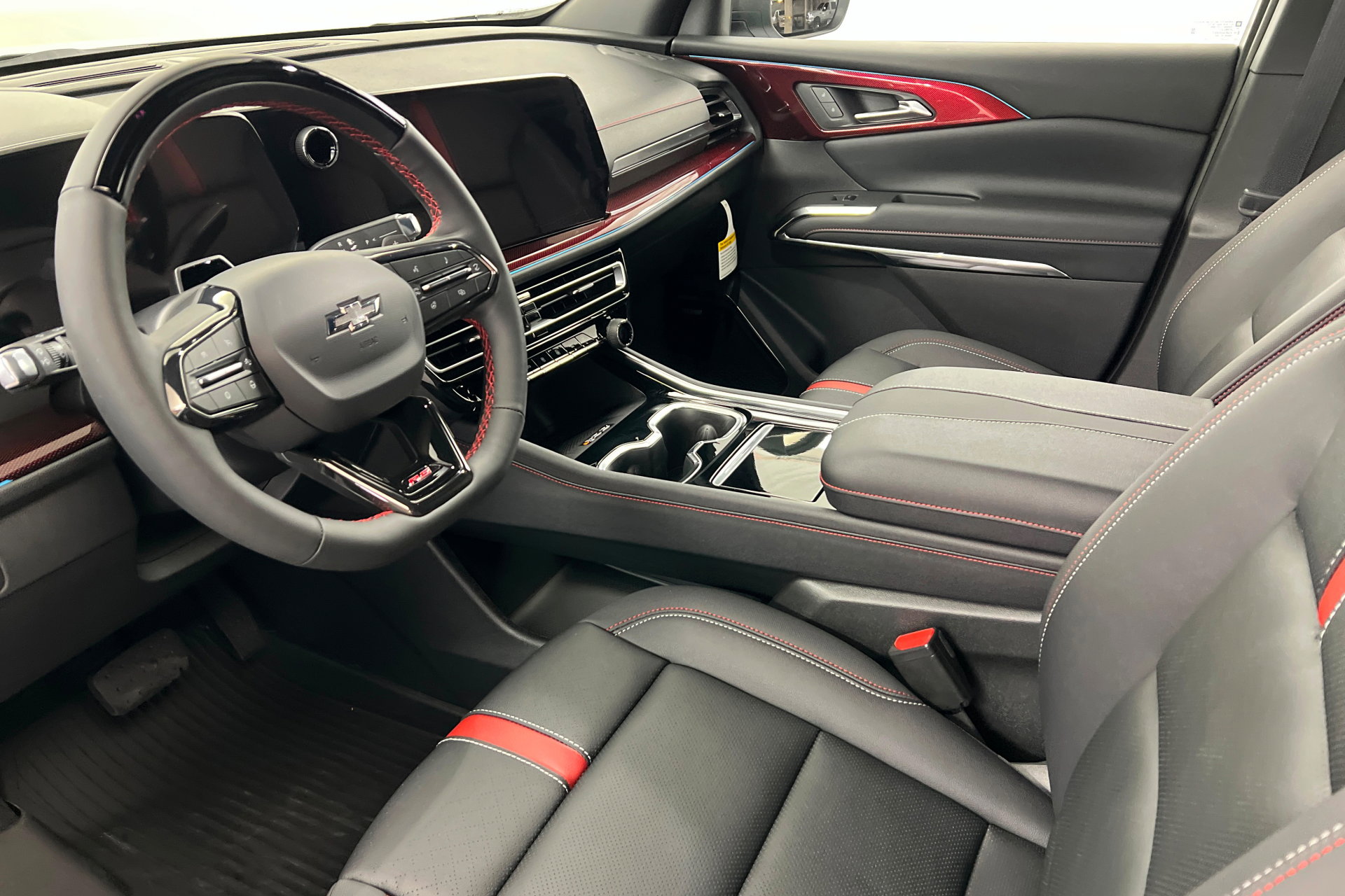 New 2026 Chevrolet Traverse RS image 16