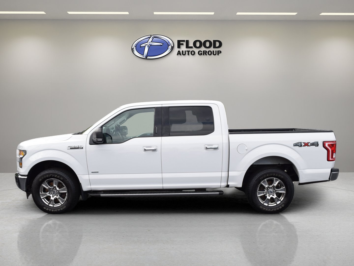 Used 2017 Ford F150 XLT w/ Equipment Group 302A Luxury AWD/4WD image 6