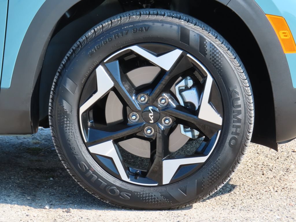 Certified 2026 Kia Seltos EX AWD/4WD image 17