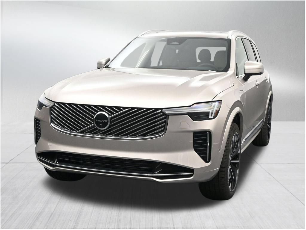New 2026 Volvo XC90 T8 Plus w/ Protection Package Premier AWD/4WD image 8