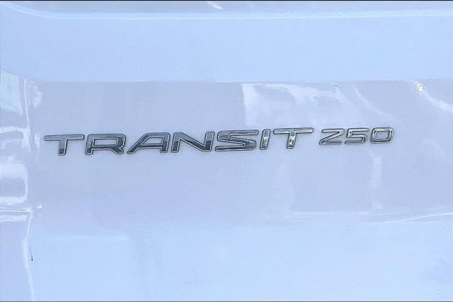Used 2020 Ford Transit 250 Medium Roof AWD image 8