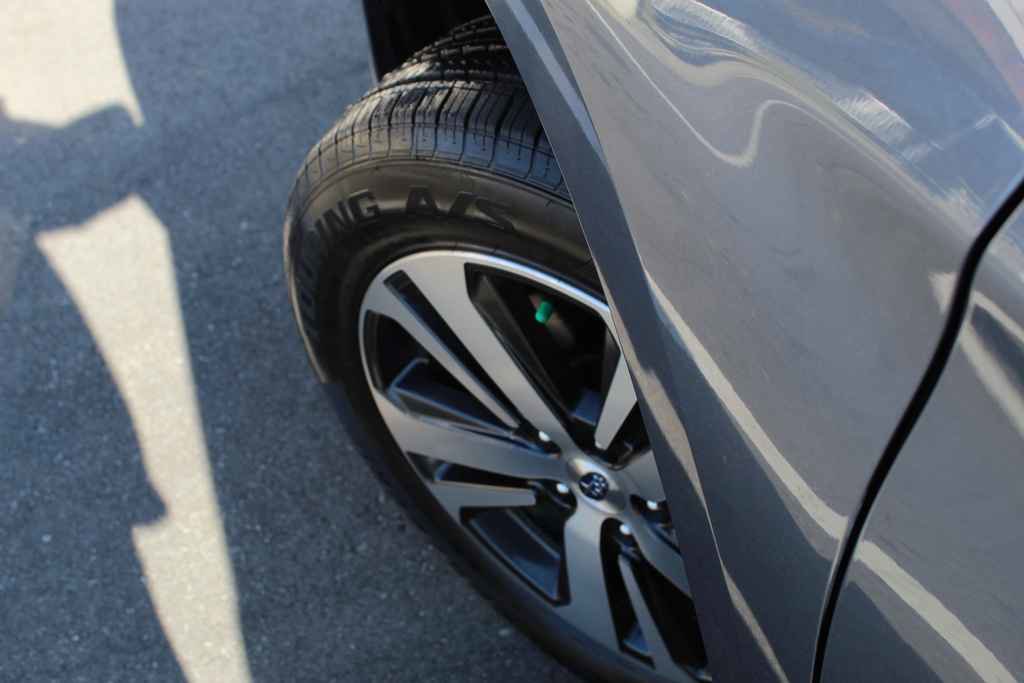 Used 2018 Subaru Outback 2.5i Limited image 38