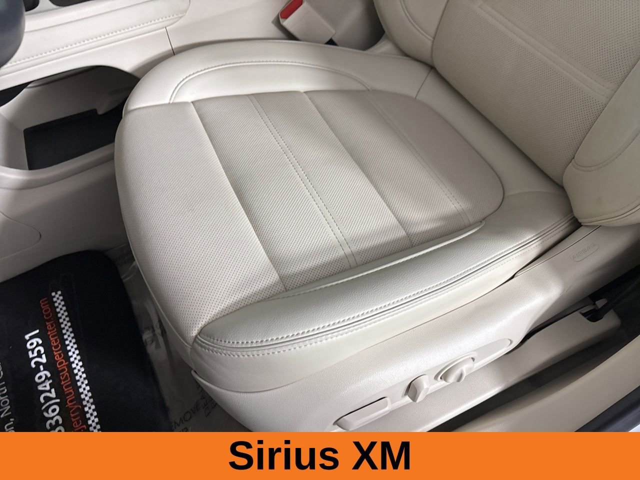 Used 2023 GMC Acadia Denali w/ Denali Ultimate Package image 14